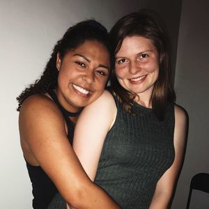 Meet your Posher, Maya